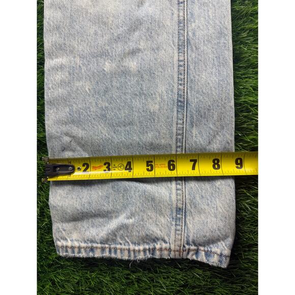 Aeropostale Womens Mom Jeans Light Wash Distressed High Rise Sz 2R Ripped Knees - Picture 10 of 12